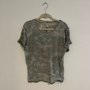 Free people S oversized camo t-shirt